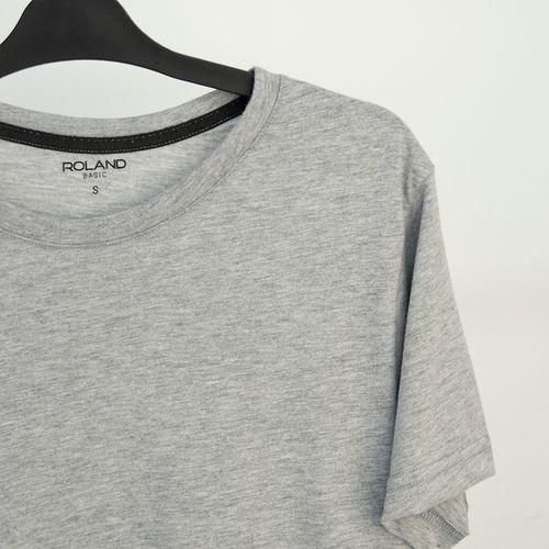 CAMISETA CUELLO REDONDO GRIS JASPE CLARO