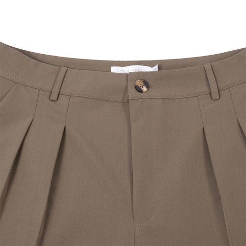 SHORT PLIEGUES PLANO VERDE