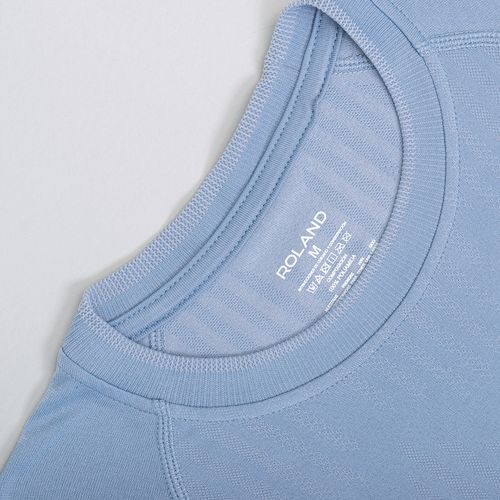 CAMISETA CUELLO REDONDO SEAMLESS CELESTE