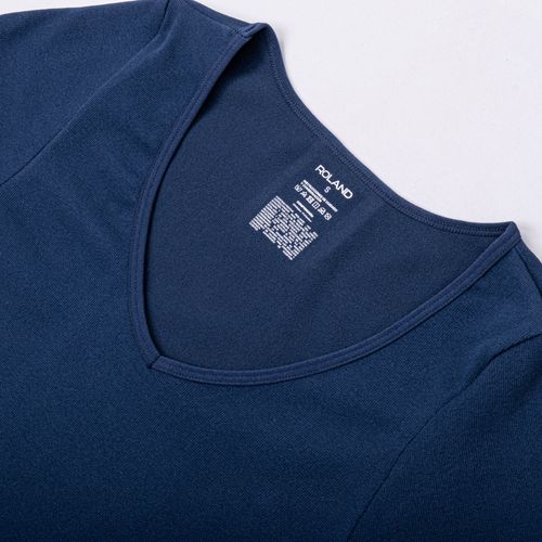 CAMISETA SEAMLESS CUELLO V BLANCO