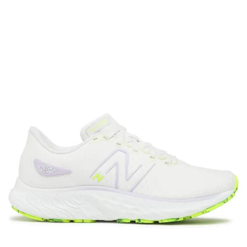 new-balance-obuvki-fresh-foam-evoz-v3-wevozcs3-bial-02.jpg.webp