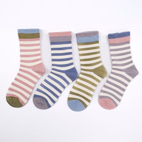 MEDIAS CASUAL DAMA CAÑA TRES CUARTOS LISA RAYAS COLORES PASTELES SURTIDO PACK X1