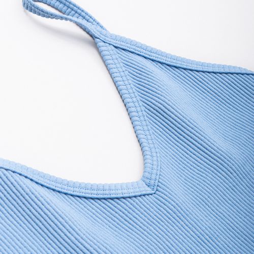 TOP SEAMLESS CUELLO V CELESTE